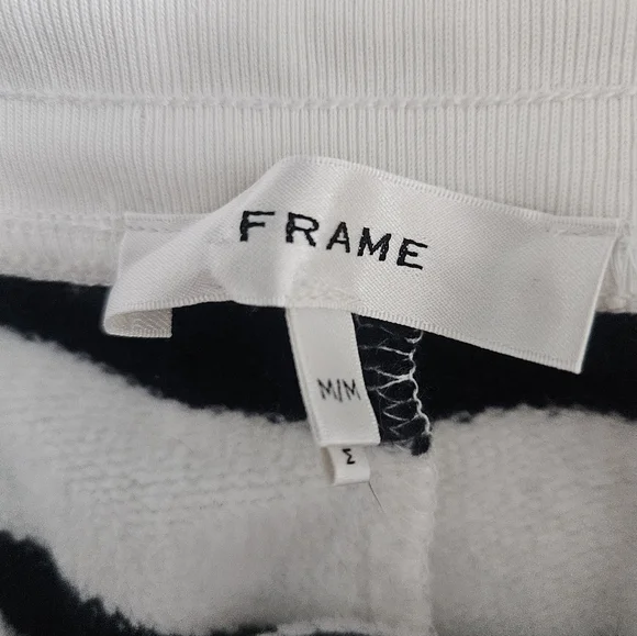 FRAME Navy & White Stripe Lounge Shorts Women’s Medium NWT Drawstring - Picture 4 of 9